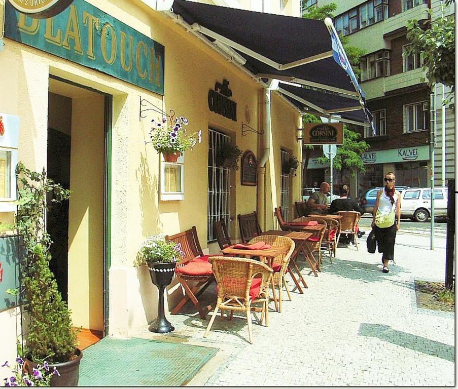 Apartmany Machek Prag Exteriör bild