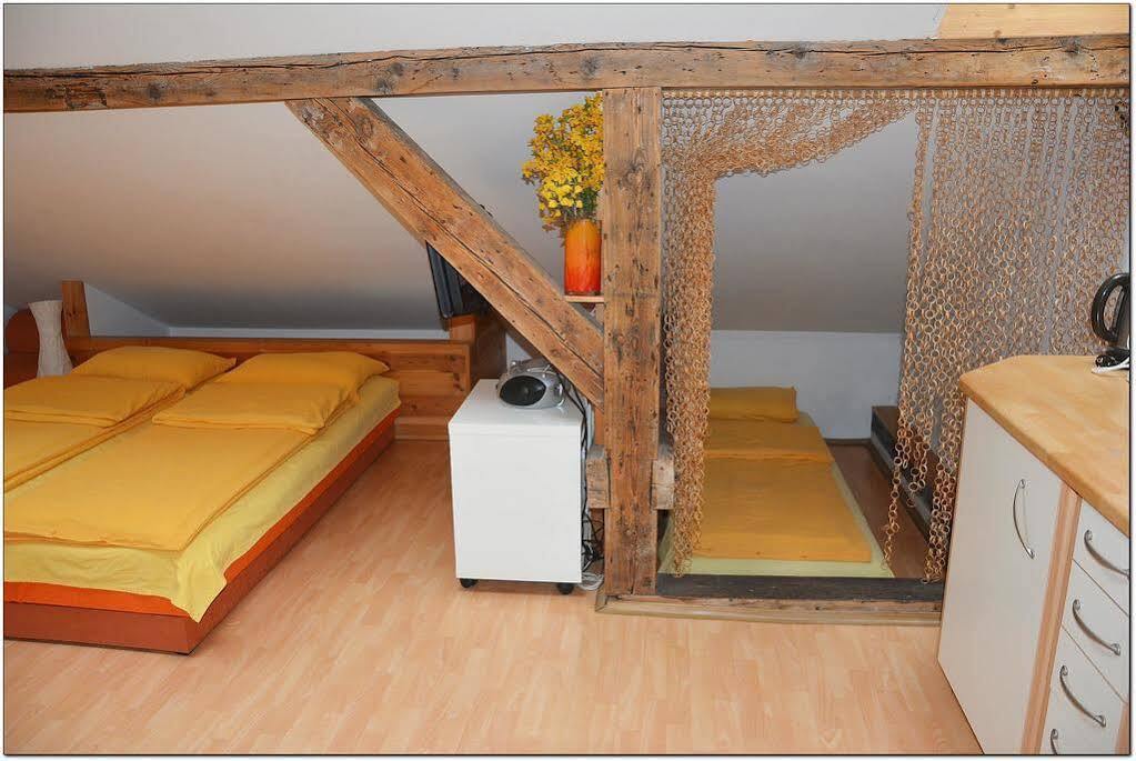 Apartmany Machek Prag Exteriör bild